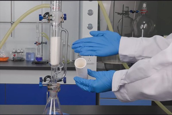 Different materials of Soxhlet thimbles: Cellulose, Glass Fiber, and Quartz